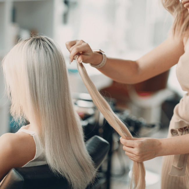 Zertifizierte Komplettschulung Haarverlängerung Keratinmethode